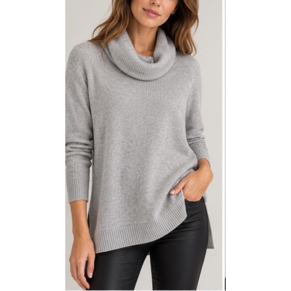 Theory Sweater XS Gray Cowl Neck Longline Pullover Side Slit Quiet Luxury Preppy